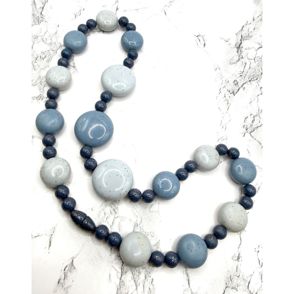 Vintage Blueโ Beaded Necklace Speckled Lucite Disc Hidden Clasp 18"